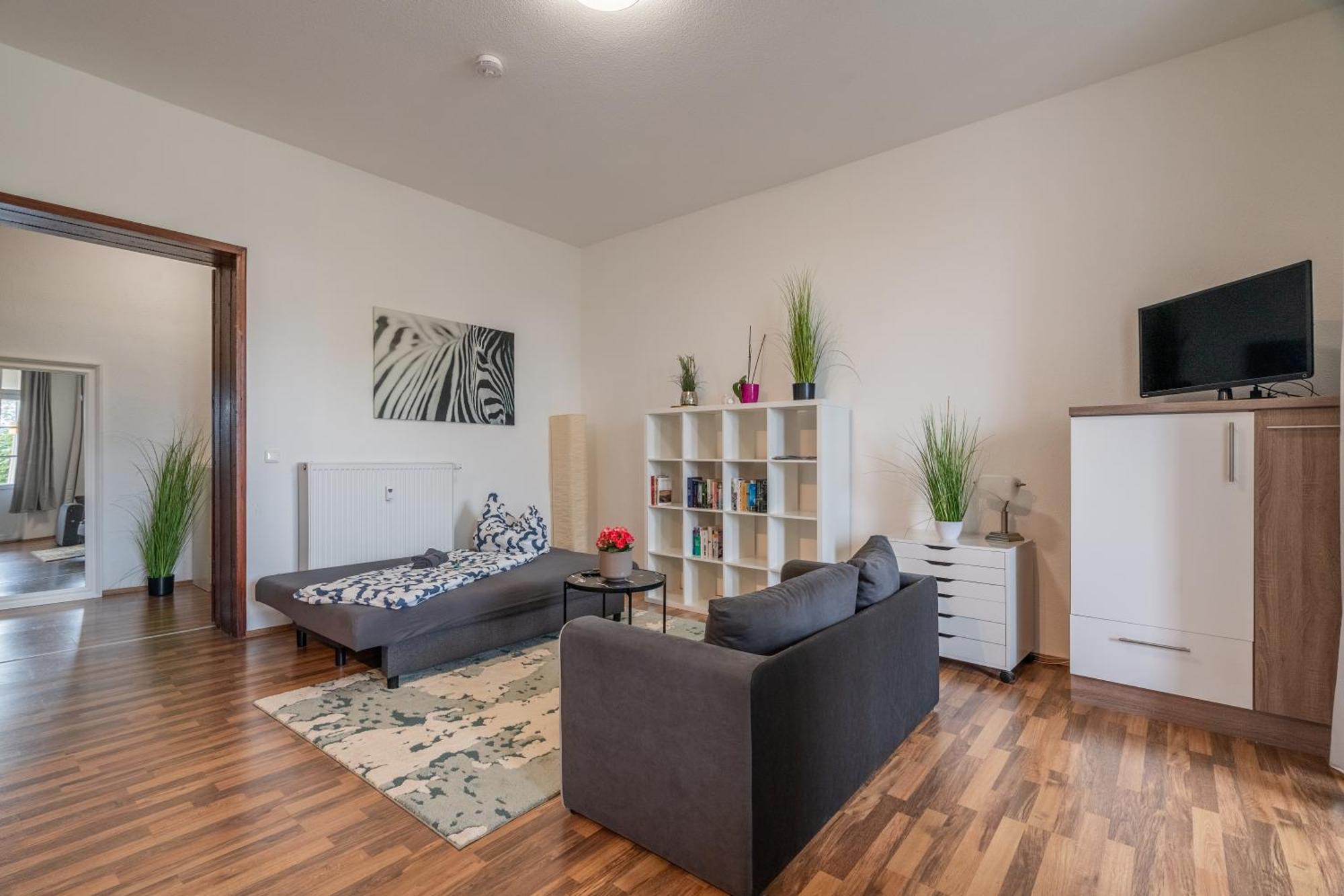 Grossartige Im Loft-stil In Bester Leipziger Lage Apartment *
